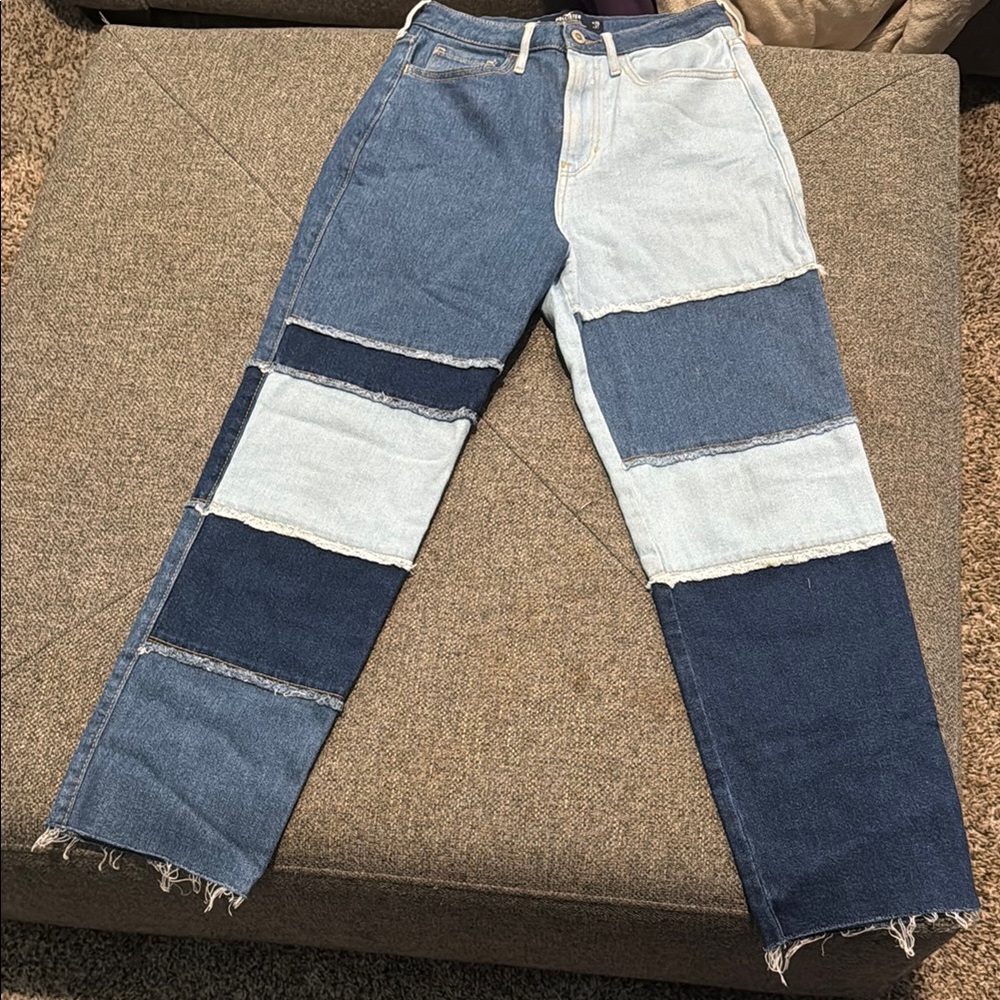 Hollister Blue Straight Leg Jeans with Classic Style